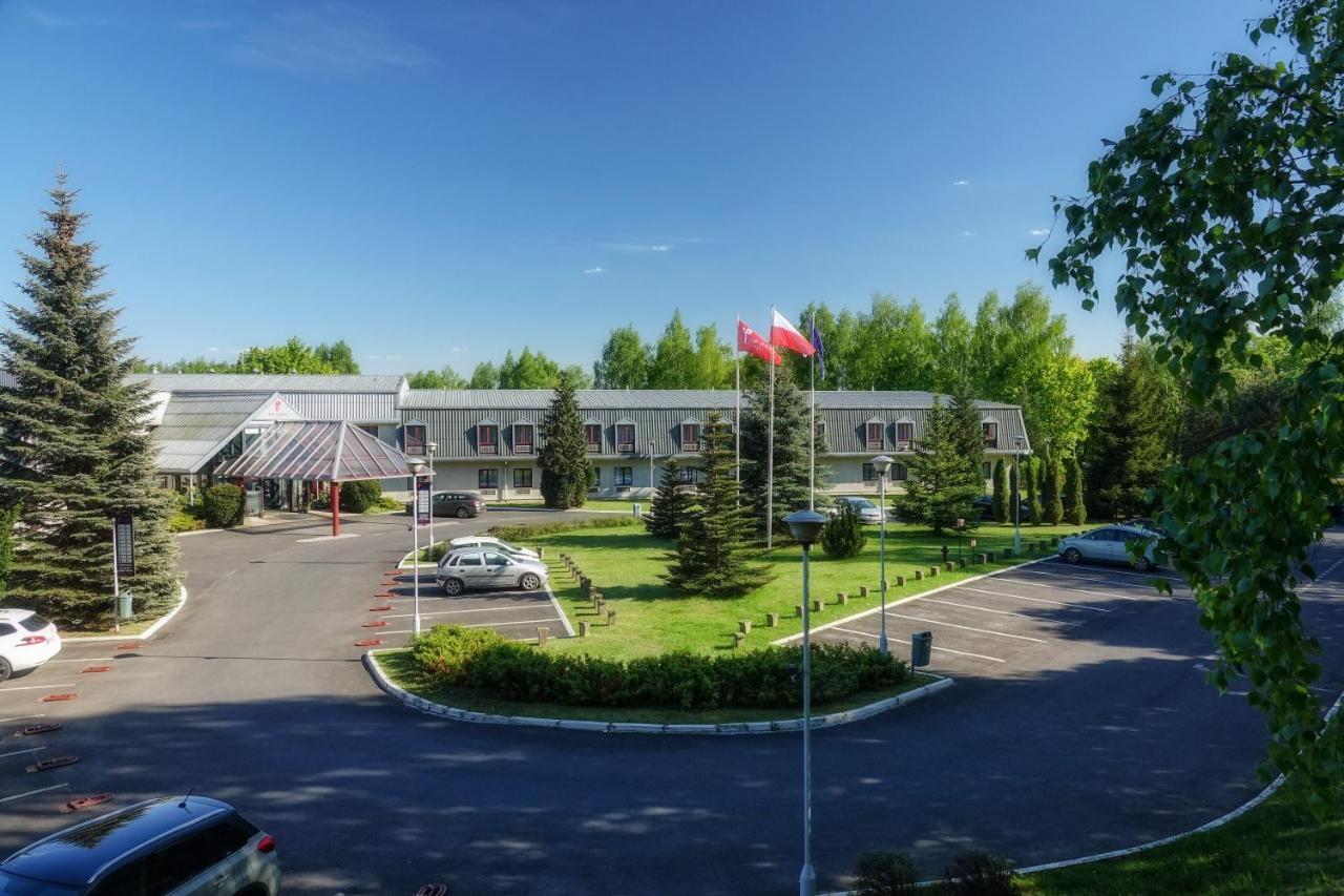 אולז'טין Hotel Hp Park מראה חיצוני תמונה