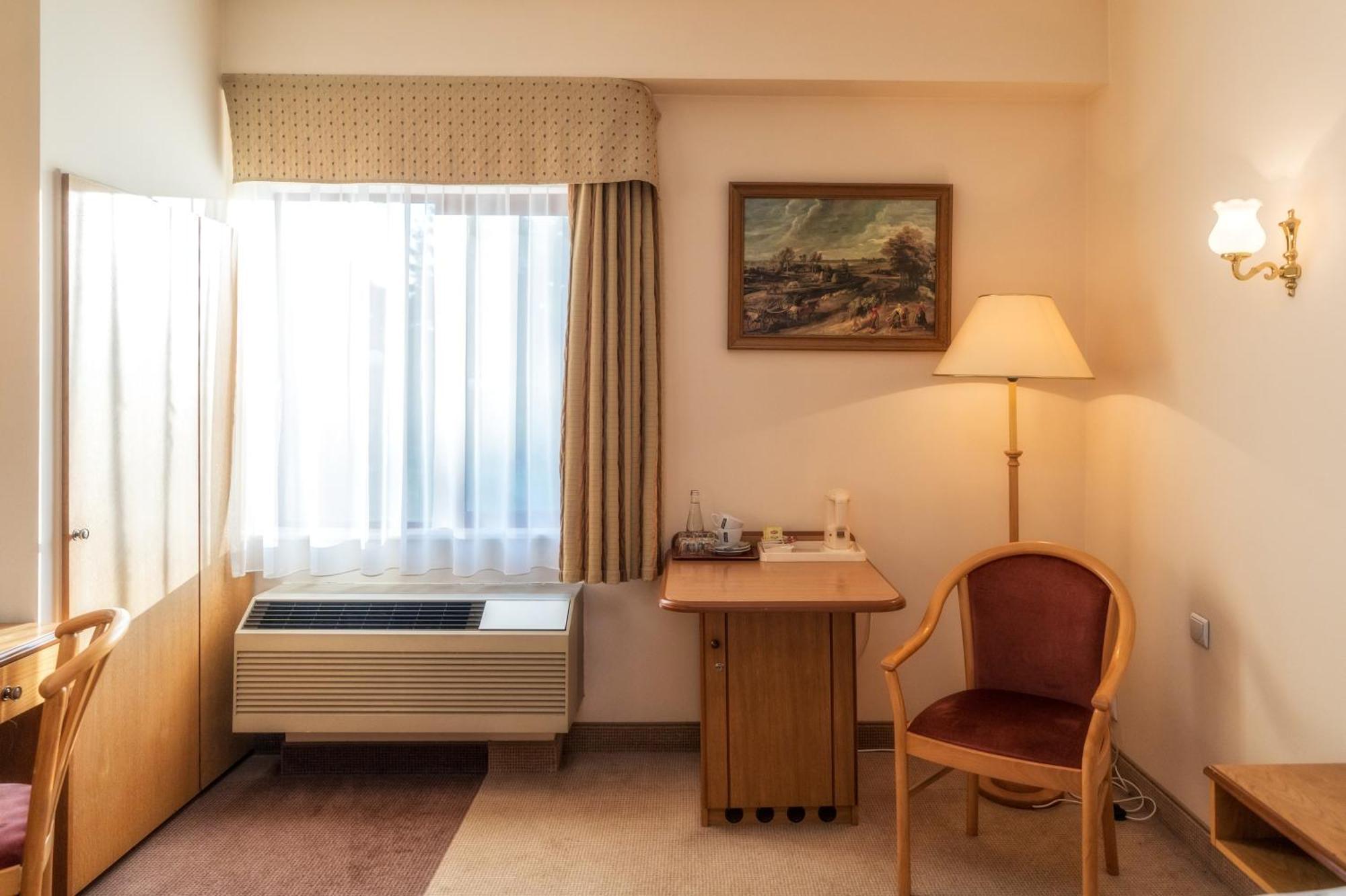 אולז'טין Hotel Hp Park מראה חיצוני תמונה